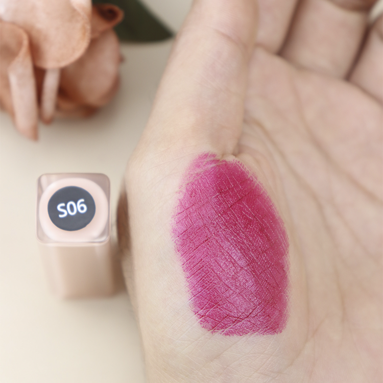 ELIL Moisturizing Lipstick