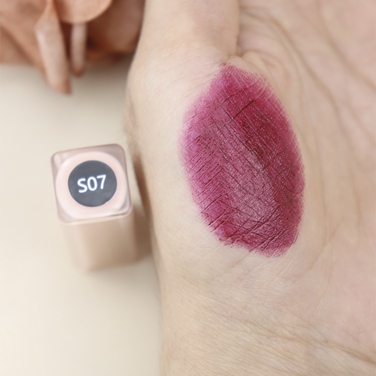 ELIL Moisturizing Lipstick